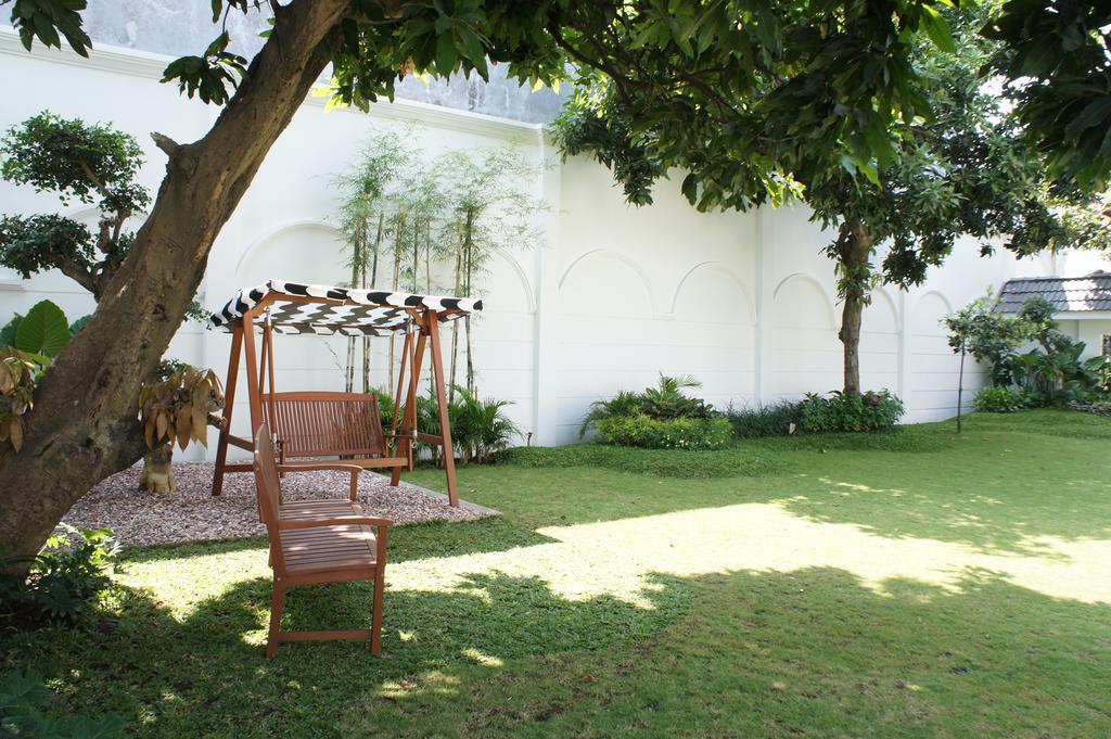 Rumah Kertajaya Surabaya Eksteriør billede